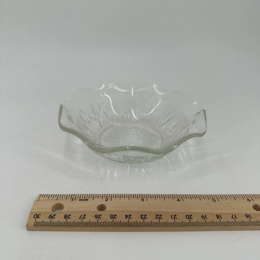 Vintage Clear Pressed Glass Ruffled Edge Fruit‎ Bowl - Mid-Century Serving Dish